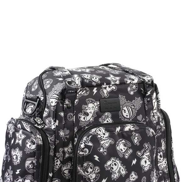 Jujube Queen’s Court Be Supplied breast pump tote - Picture 3 of 15